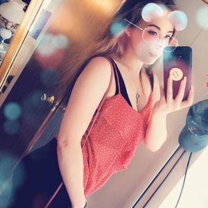 Meet your Posher, Alexandria